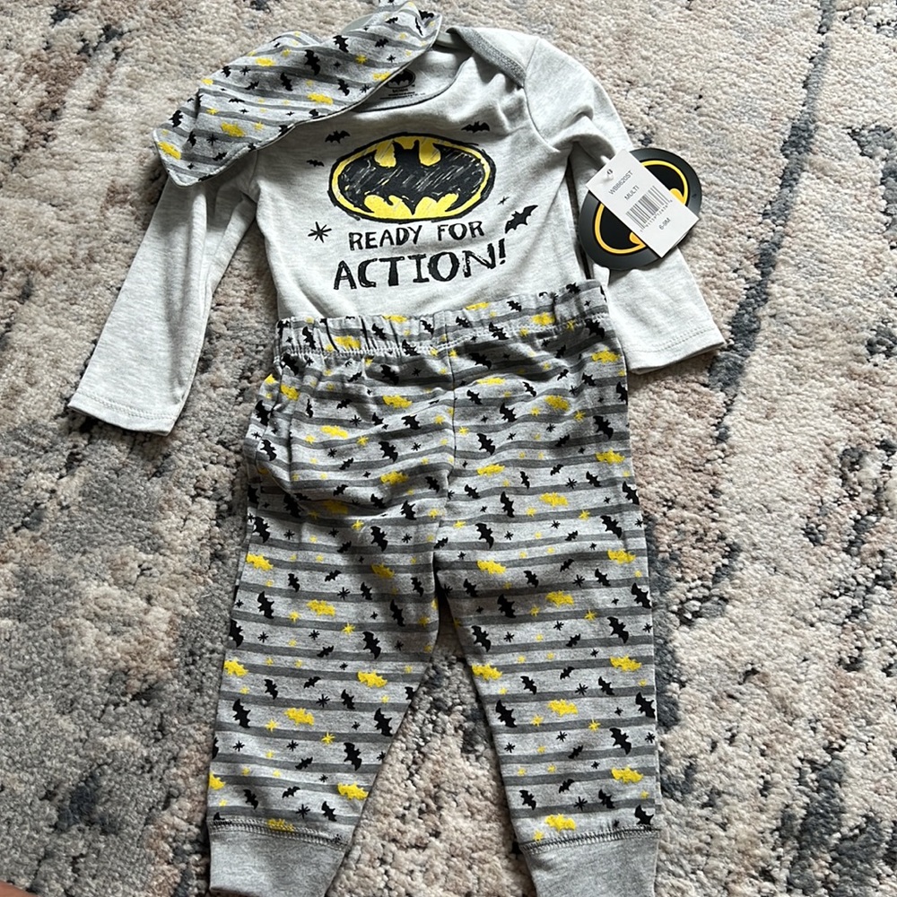 6-9M Batman Onesie & Pant Set